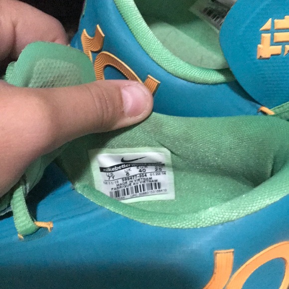 Kd sneakers - Picture 3 of 3